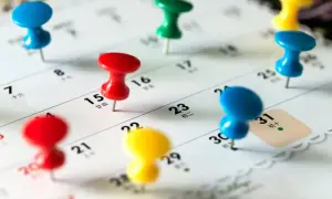 Jak liczyć okres zatrudnienia do wypowiedzenia, aby uniknąć błędów