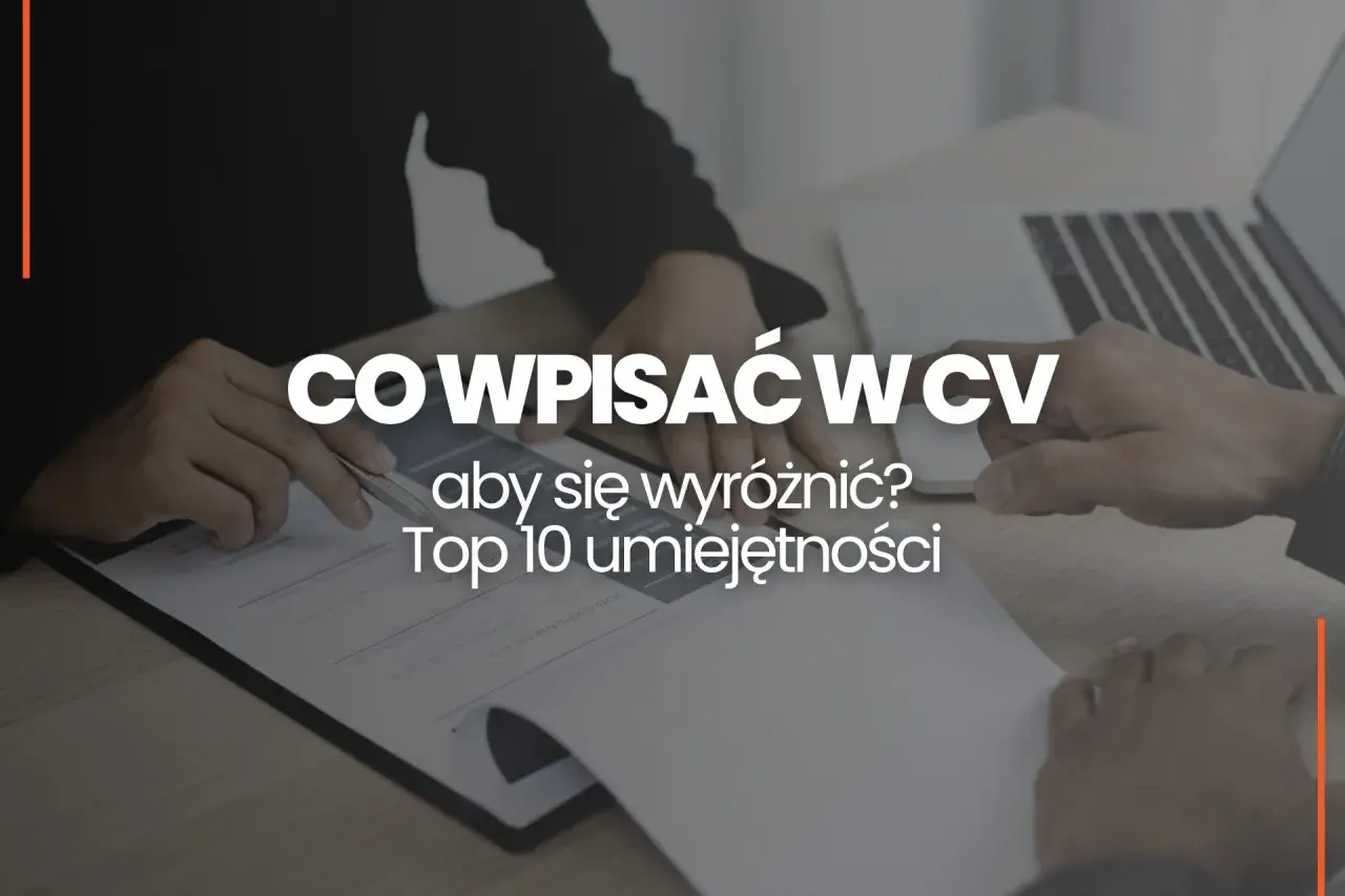 Dwie osoby analizują CV, aby podkreślić swoje kluczowe kompetencje i wyróżnić się na rynku pracy.