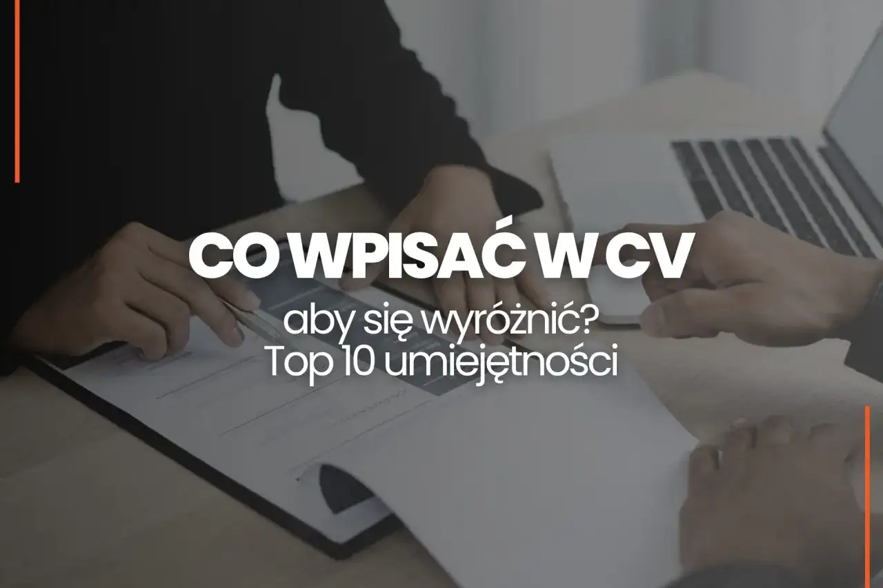 Dwie osoby analizują CV, aby podkreślić swoje kluczowe kompetencje i wyróżnić się na rynku pracy.
