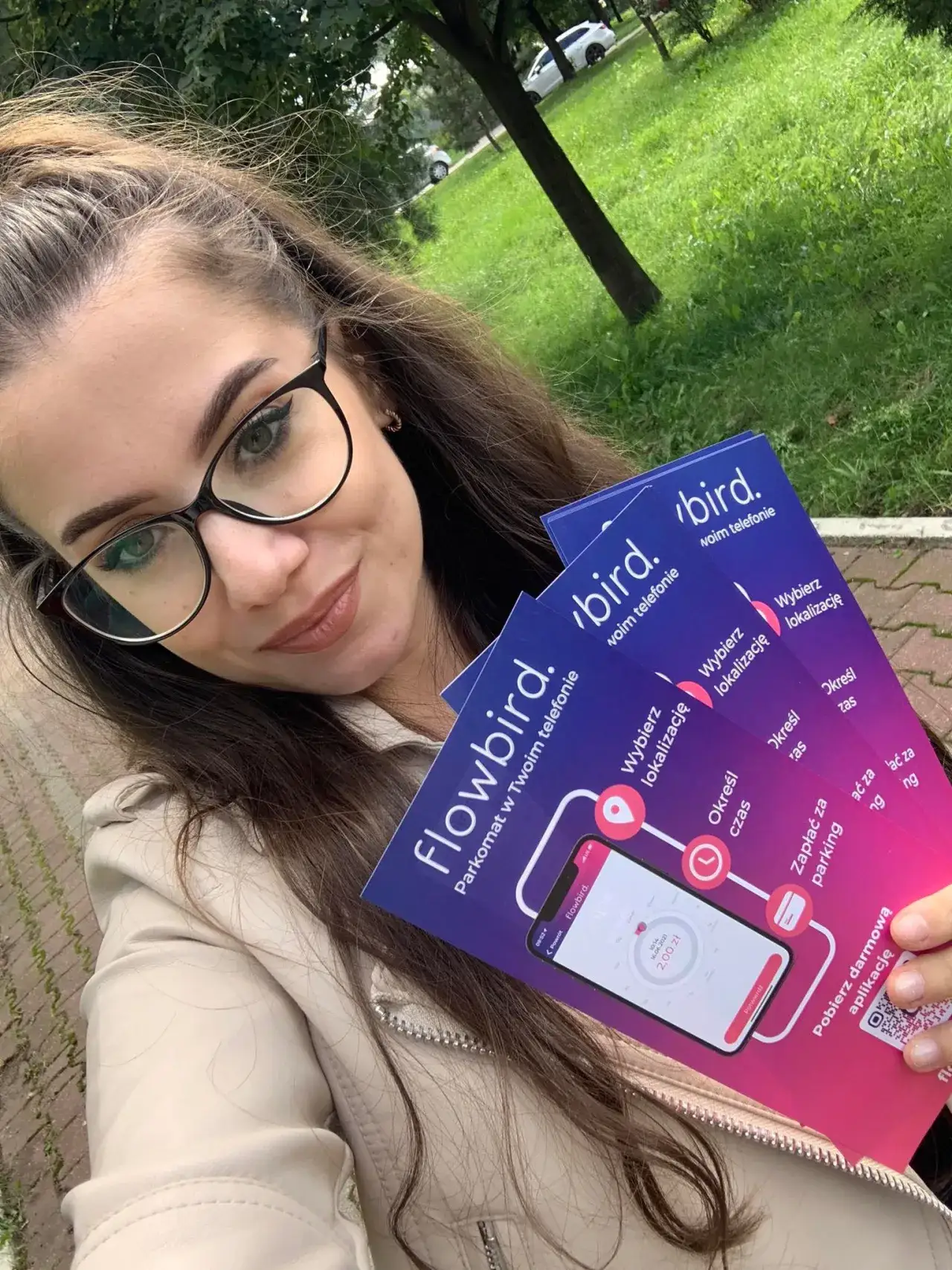 Zdjęcie Ile można zarobić na roznoszeniu ulotek przez miesiąc? Zaskakujące kwoty!