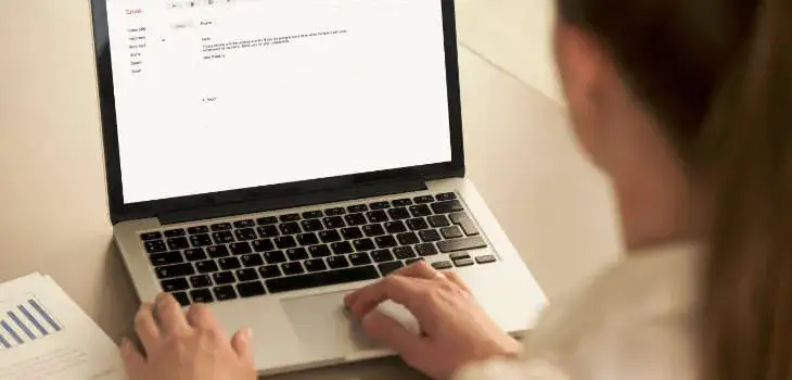 Zdjęcie Jak zakończyć maila z CV, by zrobić dobre wrażenie na pracodawcy?