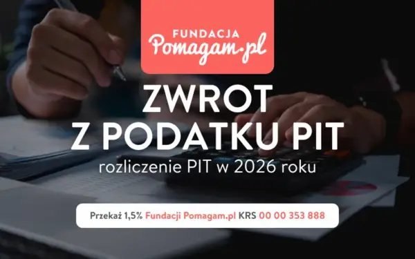 Dłonie nad kalkulatorem i dokumentami. Napis: "Zwrot z podatku PIT". Dowiedz się, ile trzeba zarobić, by dostać zwrot podatku.